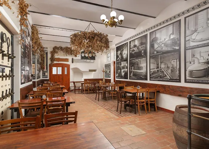 Cernokostelecky Pivovar Mini-hôtel Kostelec nad Černými Lesy